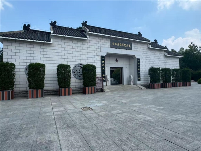 传承红色基因：滁州学院赴六安市烈士陵园实践小分队走进烈士陵园