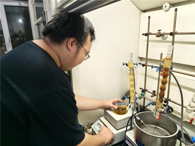 科创助农！曲阜师范大学学子研发 MOFs 检测技术，守护葡萄食品安全